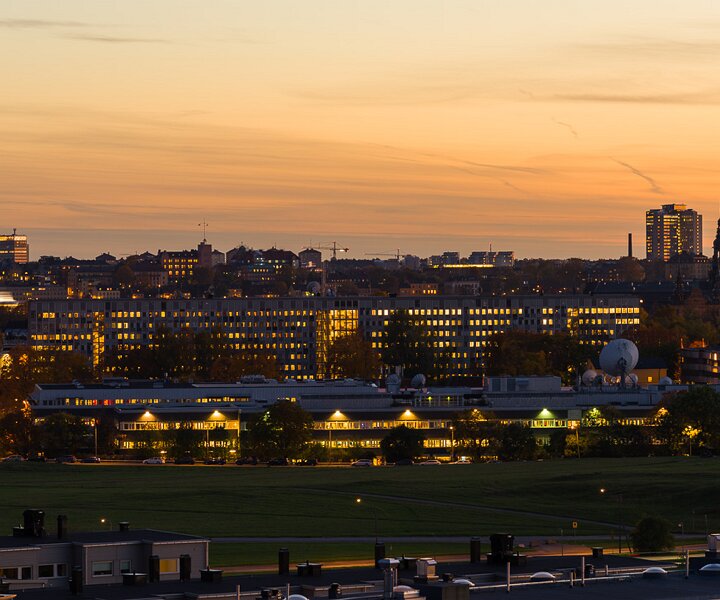 _DSC9868 View of Stockholm from Gärdet at sunset.