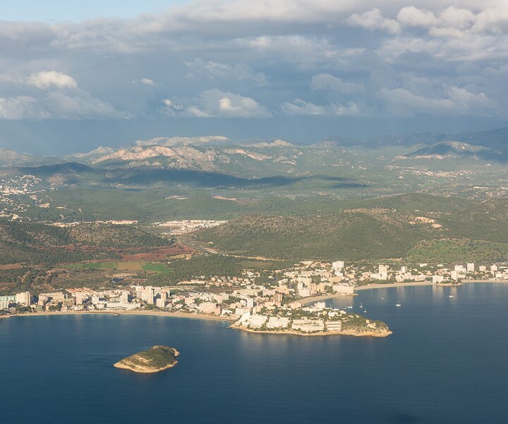_DSC0563 View of Magaluf on approach to PMI.