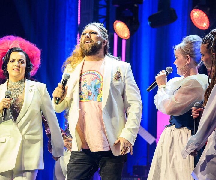 _PTN6739 Opening show at the QX Gala 2018.