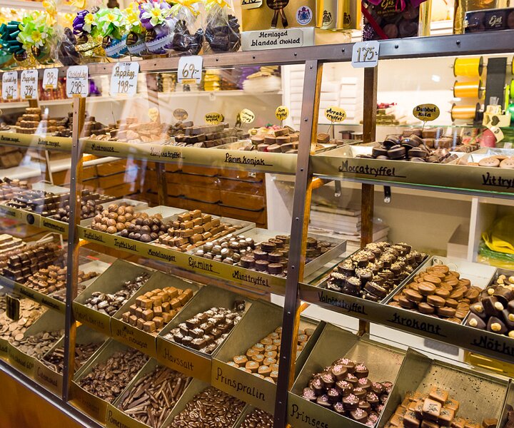 _DSC1857 At Ejes for some chocolate truffles.