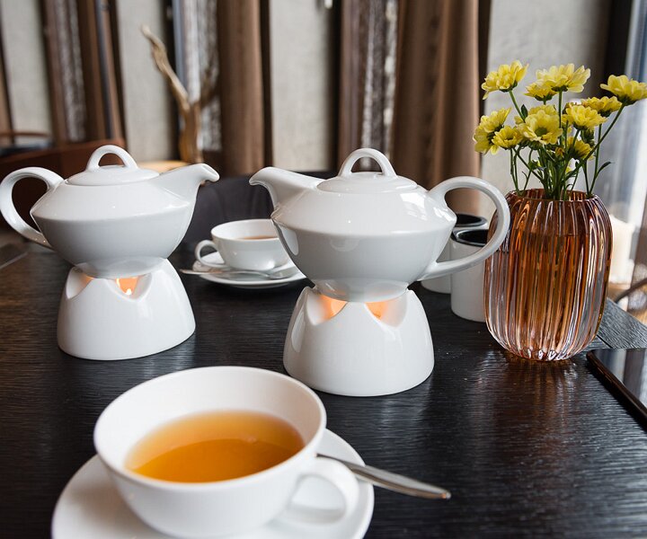 _DSC1982 Afternoon tea at the hotel lounge in Berlin.