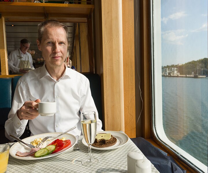 _DSC3234 Arto having breakfast on the boat.