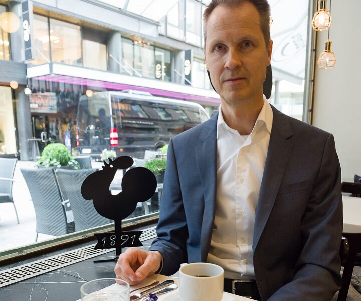 _DSC3564 Afternoon coffee at Karl Fazer café in Helsinki.
