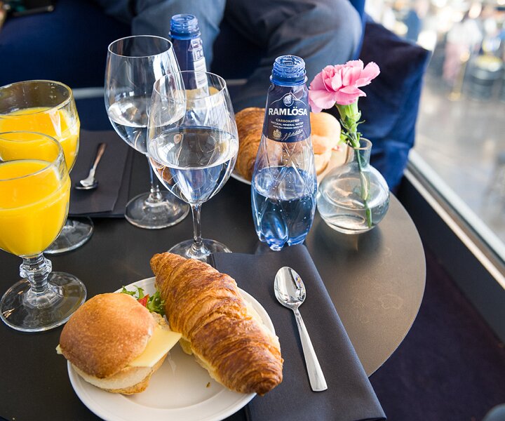 _DSC0015 Breakfast at Pontus in the Air at Arlanda airport before the flight to Cyprus.