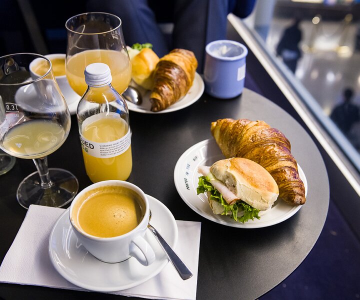_DSC2699 Breakfast at Pontus in the Air at Arlanda airport before the flight to Hambug.