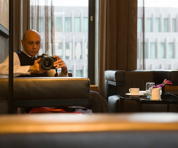 _DSC3836 Selfie in the Club Lounge.
