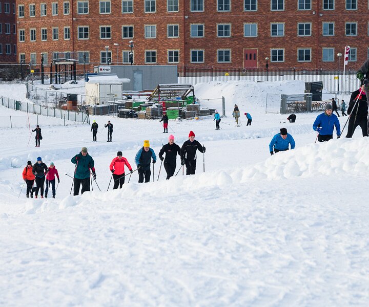 _DSC6035 Skiers at Gärdet.