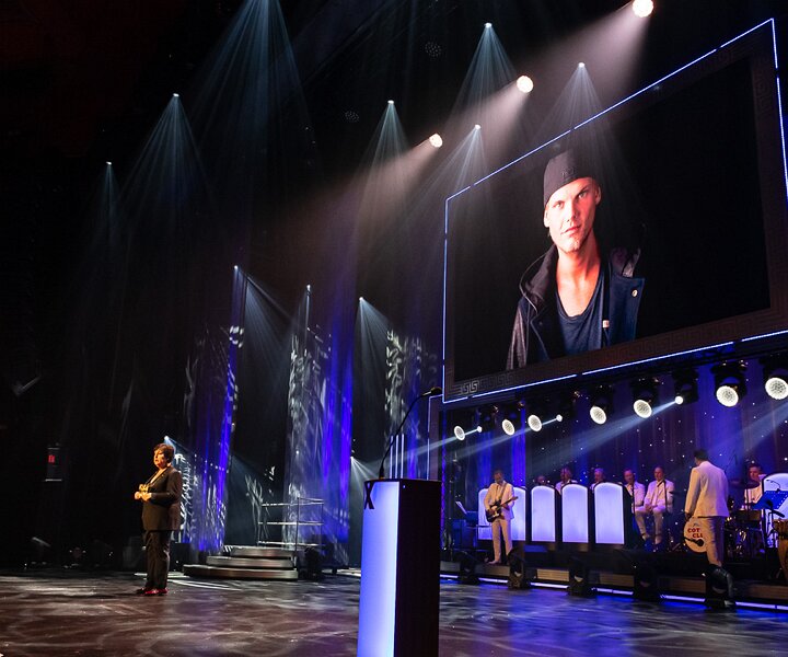 _DSC6263 Remembering Avicii at QX Gala 2019.