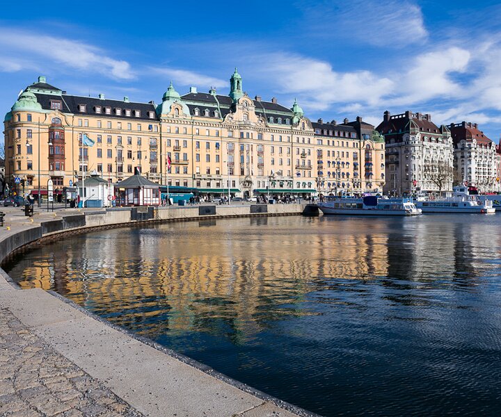 _DSC7017 At Nybroviken in early spring.