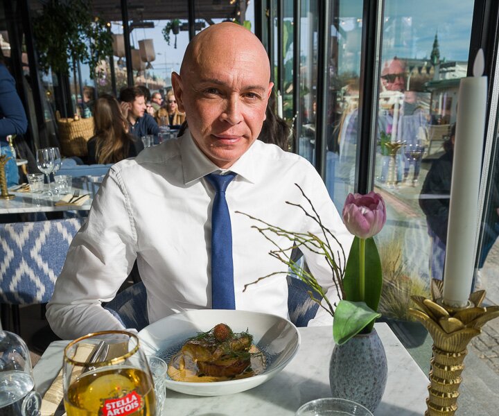 _DSC7079 Markos at Glashuset at Strandvägen for lunch.