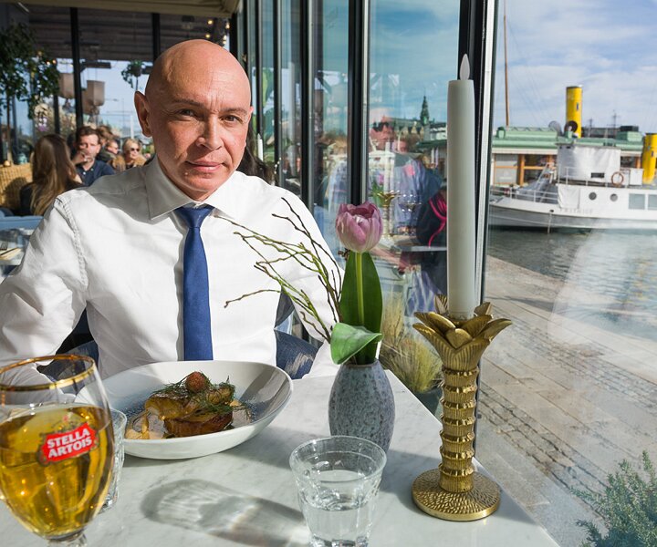 _DSC7081 Markos at Glashuset at Strandvägen for lunch.