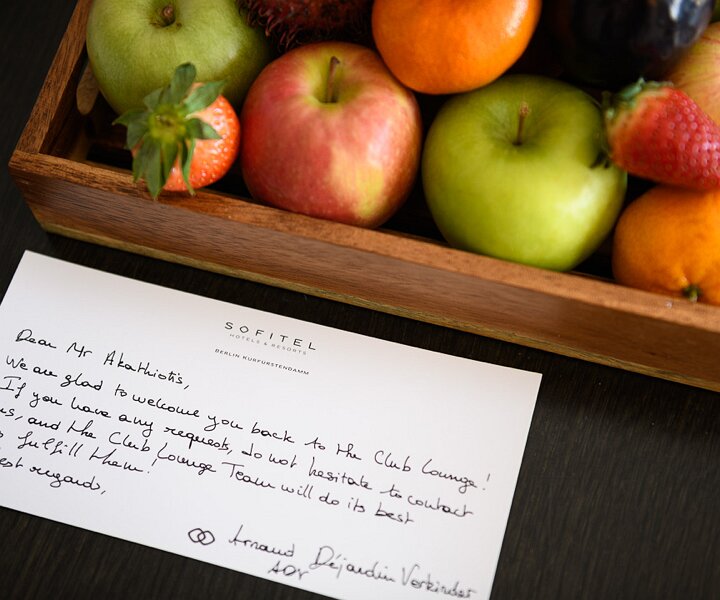 _DSC7275 Welcoming message at the Sofitel Berlin Kurfürstendamm.