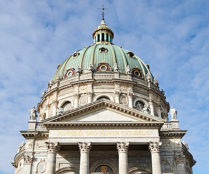 _DSC1008 Church in Copenhagen.