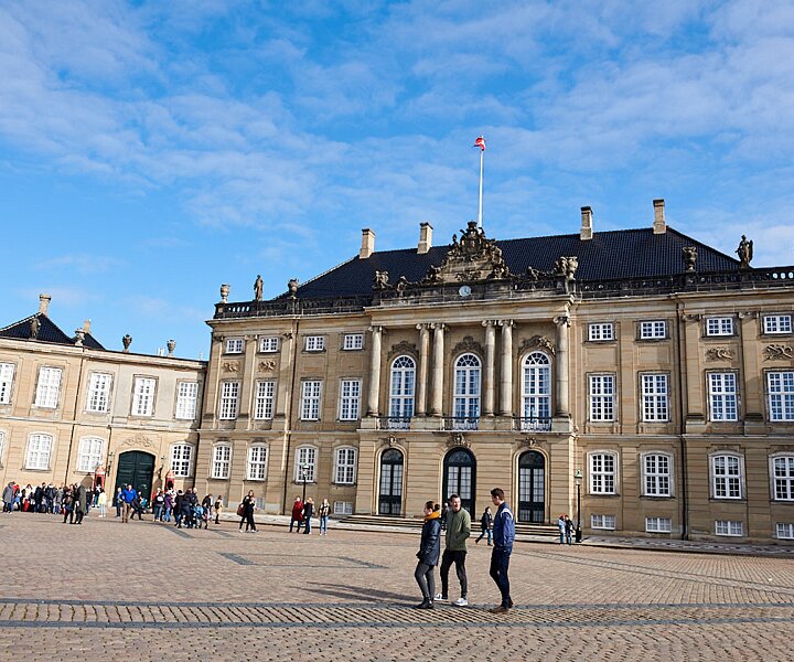 _DSC1022 At Amalienborg Royal Palace in Copenhagen.