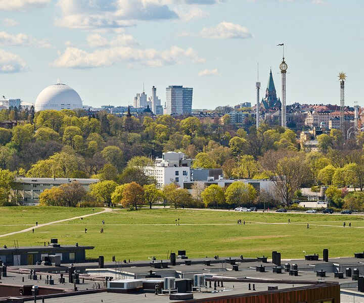 _DSC5215 View of Globen and Gröna Lund from Gärdet.