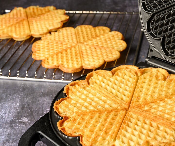 _DSC1693 Making waffles.