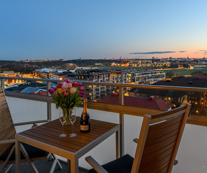_DSC1818-HDR Evening view of Gärdet in spring.