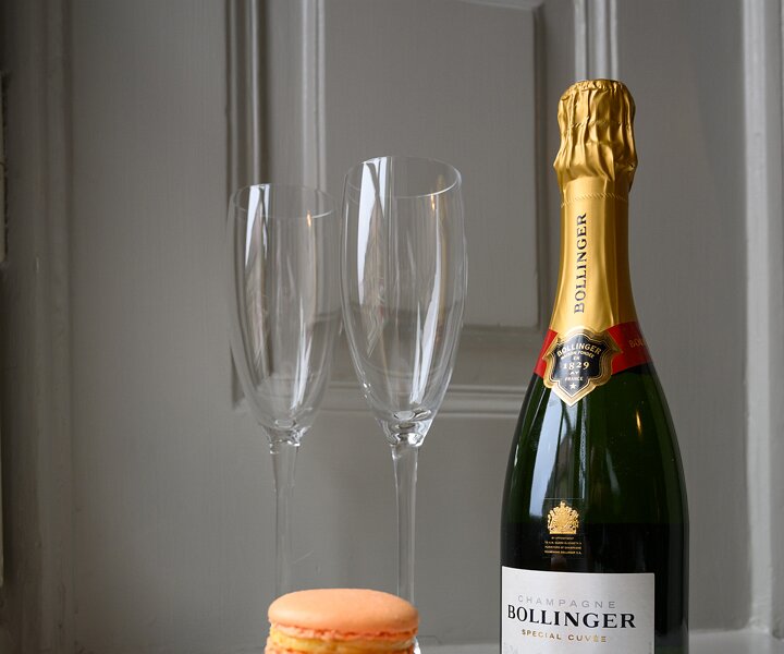 _DSC2148 Macarons and Champagne at the hotel.