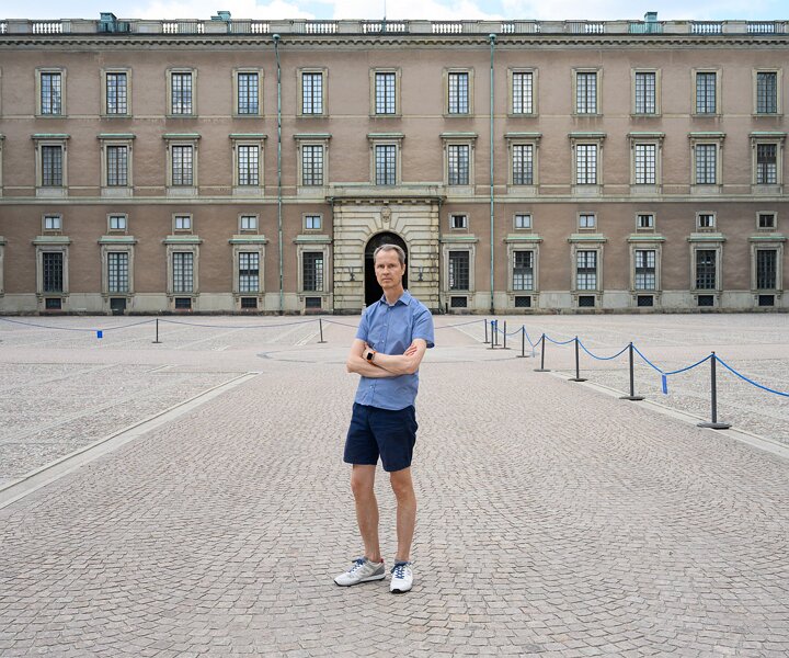 _DSC3434 Arto at the Royal Palace.