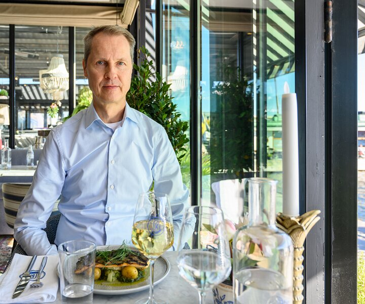 _DSC4272 Arto at Glashuset for lunch.