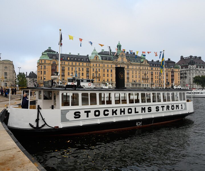 _DSC4824 At Nybrokajen.