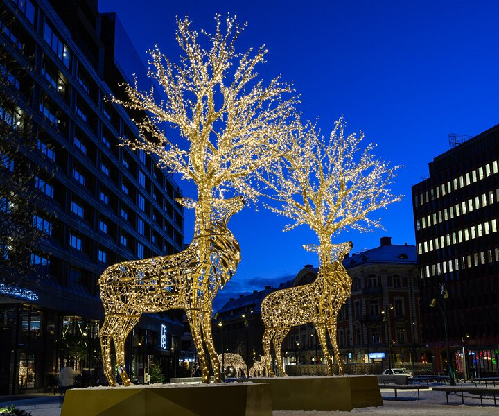 _DSC5371 Light decorations at Brunkebergs torg.