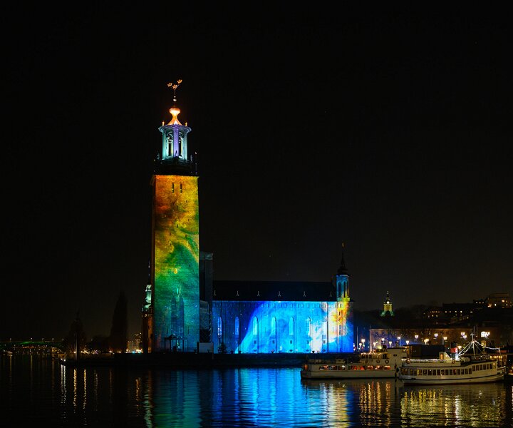 _DSC5479 Stockholm City Hall with the Nobel Lights.