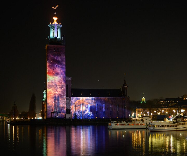 _DSC5485 Stockholm City Hall with the Nobel Lights.