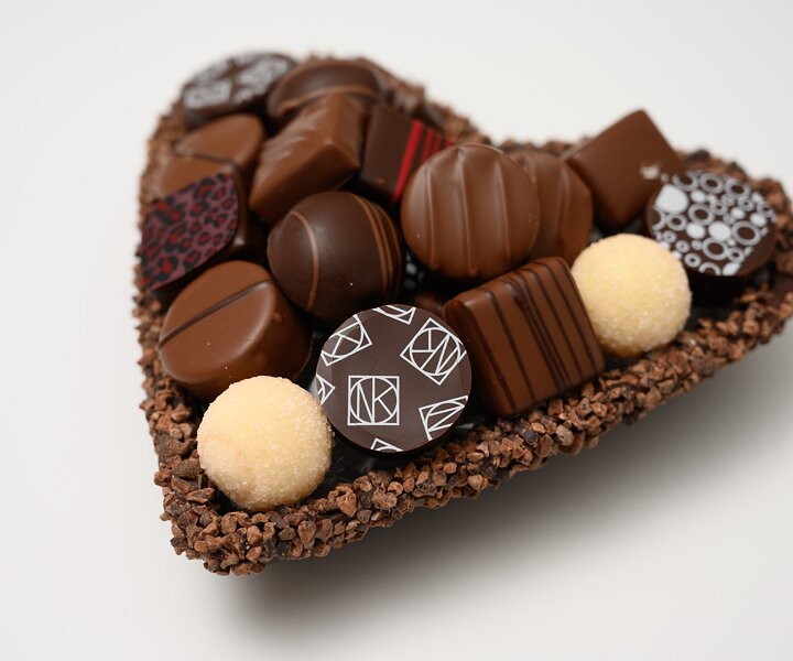 _DSC7470 Chocolate heart with pralines for Valentine's.
