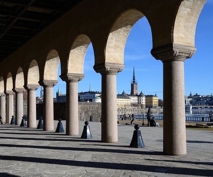 _DSC7642 Enjoying the sun of spring at the Stockholm City Hall.