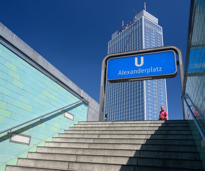 _DSC4506-1 At Alexanderplatz.